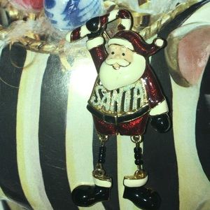 Santa pin brooch